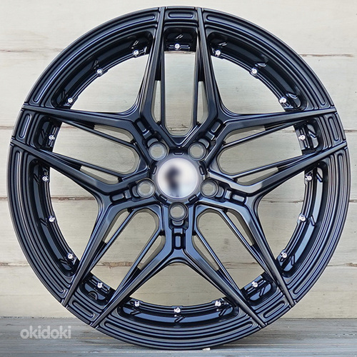 R18 AMZ FC6001 Mat black 18x8 5x114.3