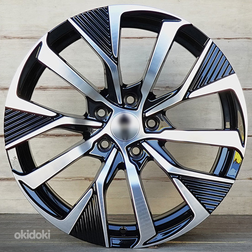 R18 AMZ X1257 Black polish 18x8 5x114.3