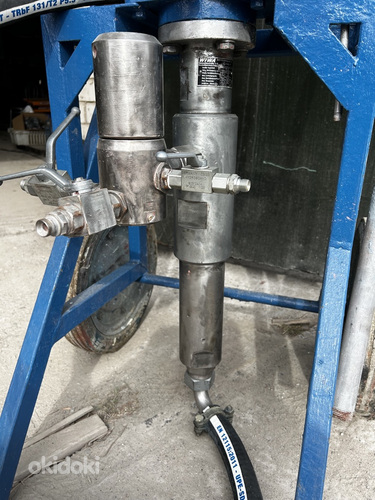 WIWA 235.42 Professional Air-Operated Airless Pump (42:1)