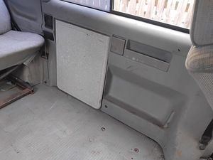 Vw multivan t4 2.4 57kw varuosadena (3 foto / 8)