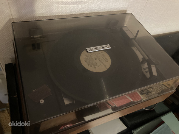 Vinüülimängija Radiotehnika Melodija-104