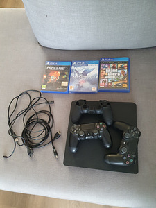 PS4 + 2 kontrollerit ja 3 mängu (3 foto / 3)