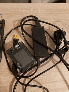 ToolkitRC M7 + dell laadija AC/DC XT60 45w (1 foto / 3)