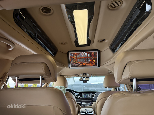KIA Carnival Hi-Limousine 2019