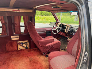 Chevrolet astro (5 фото из 7)
