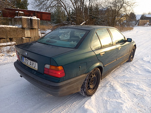 BMW 316i 75kw manu (3 foto / 5)