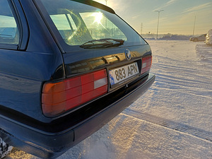 BMW 316i e30 (11 фото из 12)