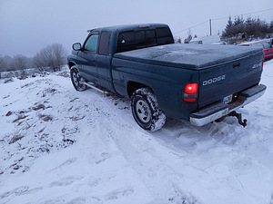Dodge ram 1500 4x4 (4 foto / 8)