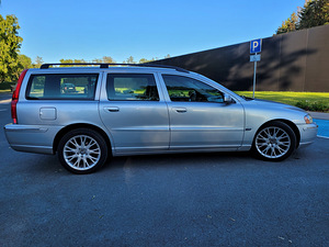 Volvo V70 D5 (8 фото из 15)