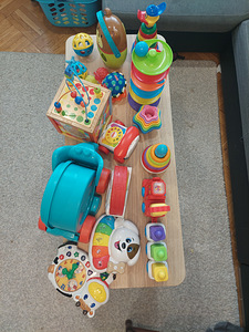 Игрушки (2 фото из 9)