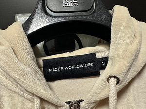 Hoodie Rager (3 foto / 3)