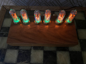 Nixie lauakell raadiolambid roosipuu. Kingitus. Zodiac Lab (4 foto / 7)
