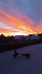 Ausom elektritõukerattas (2 foto / 8)