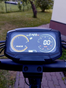 Ausom elektritõukerattas (7 foto / 8)