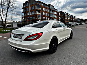 Mercedes-Benz CLS 350 (4 foto / 14)