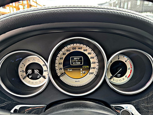 Mercedes-Benz CLS 350 (13 foto / 14)