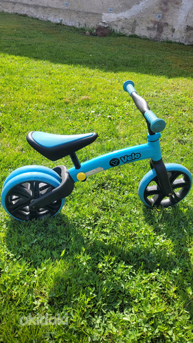 Балансировочный велосипед Yvolution Velo