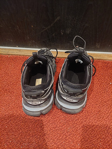 Balenciaga Track (4 foto / 7)