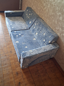 Lahtikäiv diivan - tumbatool (3 foto / 3)
