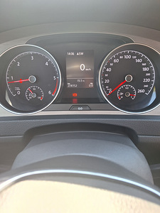 Volkswagen golf (10 foto / 10)