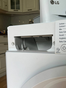 Pesumasin LG Direct Drive 6.5kg (F0J5WN3W) (7 foto / 10)