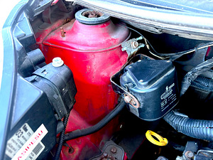 Peugeot 107 (13 foto / 14)
