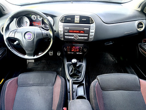 Fiat Bravo 1.9 tdi (6 foto / 15)