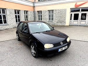 Volkswagen Golf (3 foto / 15)
