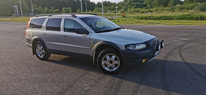 Volvo XC70 (3 фото из 11)