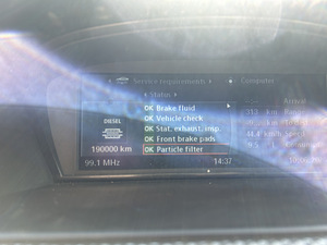 BMW E60 2005 525d (11 foto / 13)