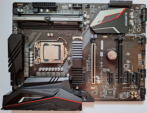 I5 9400F + GIGABYTE Z390 GAMING X + 8G DDR4 + Cooler (2 foto / 5)