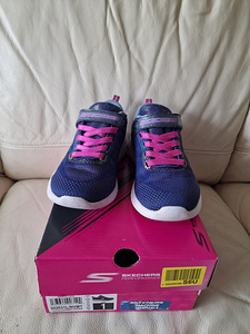 Skechers tossud, suurus 32 (3 foto / 3)