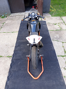 KTM RC 390 (4 фото из 8)