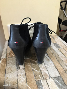 Tommy Hilfiger, suurus 36 (3 foto / 3)