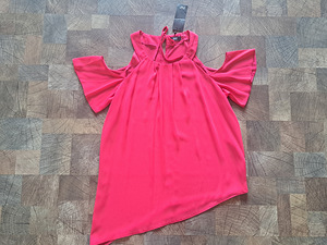UUS F&F top, suurus: 38 (1 foto / 5)