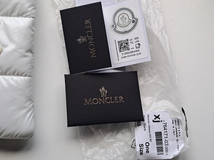 UUED Moncler päikeseprillid (8 foto / 9)