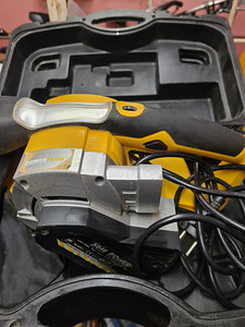 Lihvmasin Powerplus (1 foto / 2)