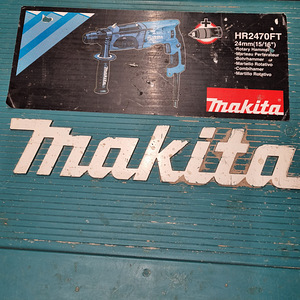 Эл.дрельперфоратор Makita (2 фото из 2)