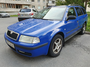 Skoda 1.9tdi 81kw (4 foto / 5)