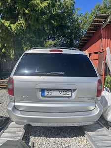 Chrysler Grand Voyager 2.8 110kW (2 foto / 8)
