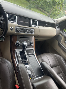 Land Rover Range Rover Sport 3.0 180 kw (4 foto / 10)