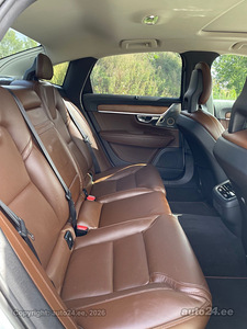 Volvo S90 AWD Inscription 2.0 173kW (9 фото из 10)