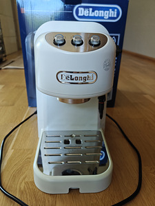 Продается кофемашина DeLonghi EC251.W (1 фото из 4)
