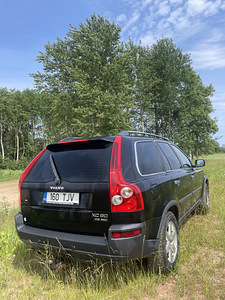 Volvo xc90 (4 foto / 12)