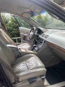 Volvo xc90 (7 foto / 12)