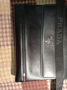 Продается сумка Prada (1 фото из 4)