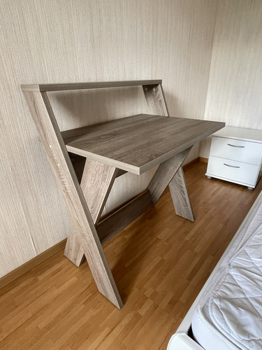 Müüa kirjutuslaud
