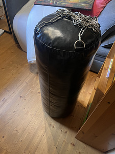 Продам подвесной боксерский мешок Dojo 1 м, 30 кг (2 фото из 2)