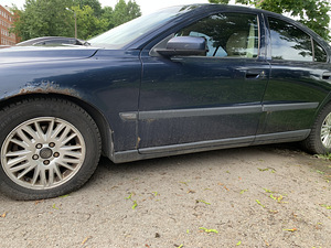 Volvo S60 2.4D 96 kW, 2004, automaat (2 foto / 8)