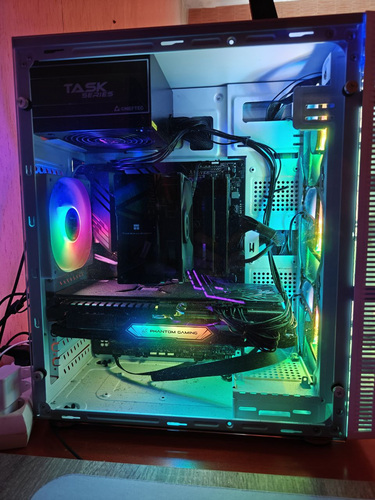Arvuti AMD Ryzen 7 5700X AMD Radeon RX 6750 XT 12GB